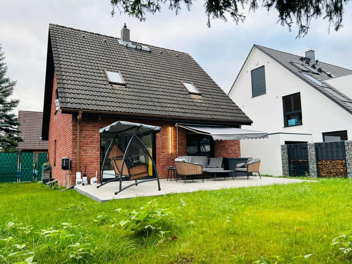 Messe Hv-2 Apartment