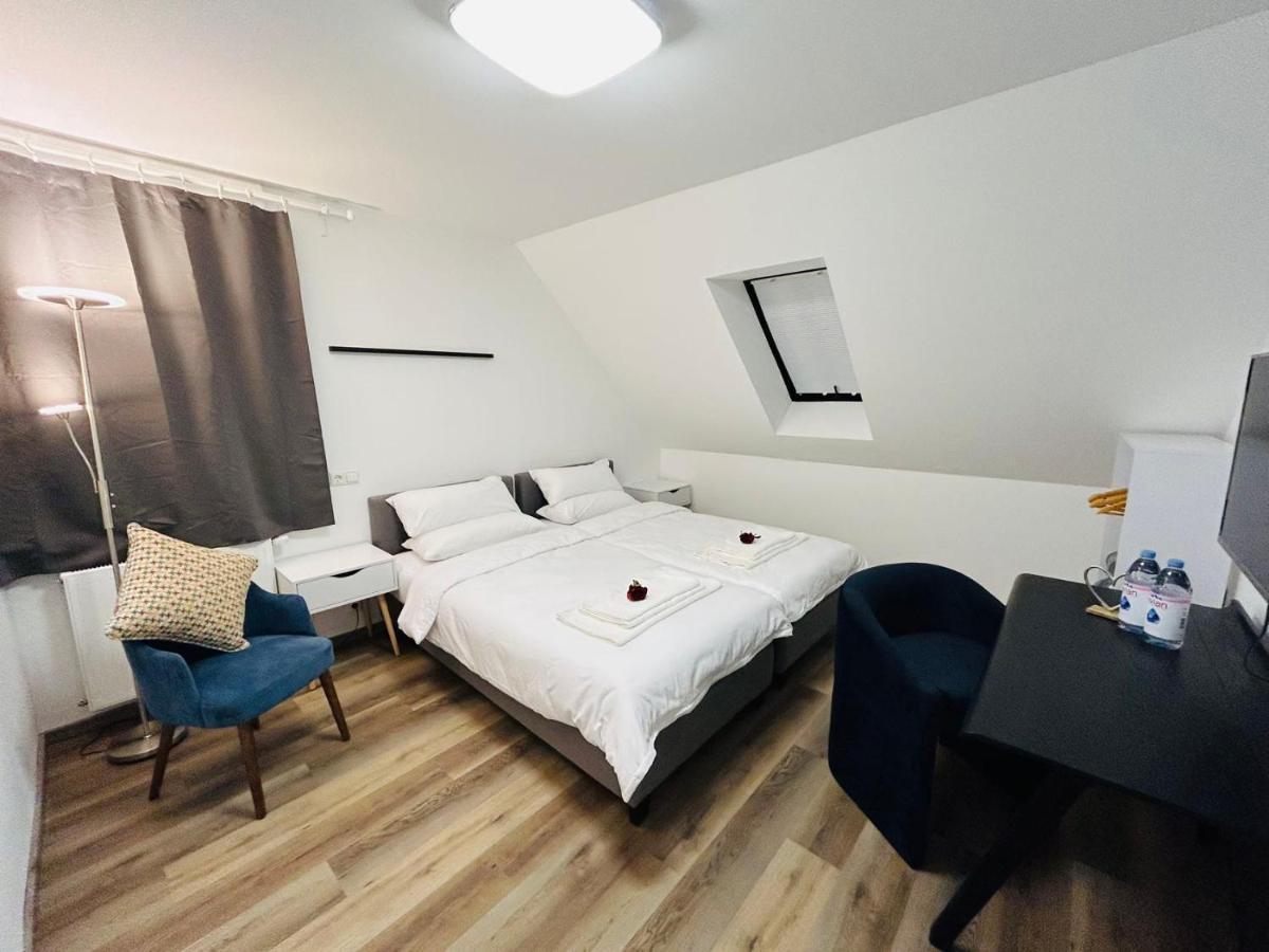Messe Hv-2 Apartment Dusseldorf
